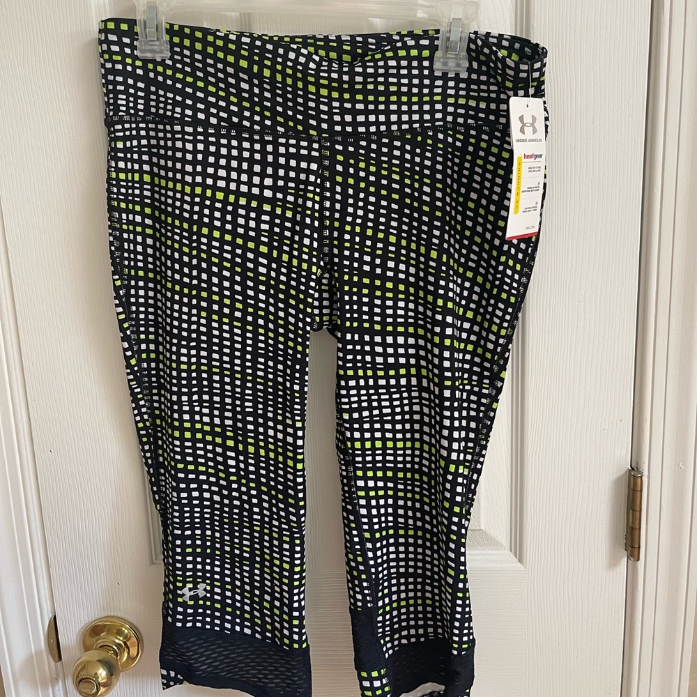 NWT under armor womens compression fit leggings size Large